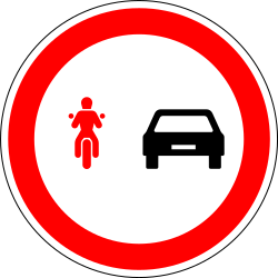Overtaking prohibited for motorcycles